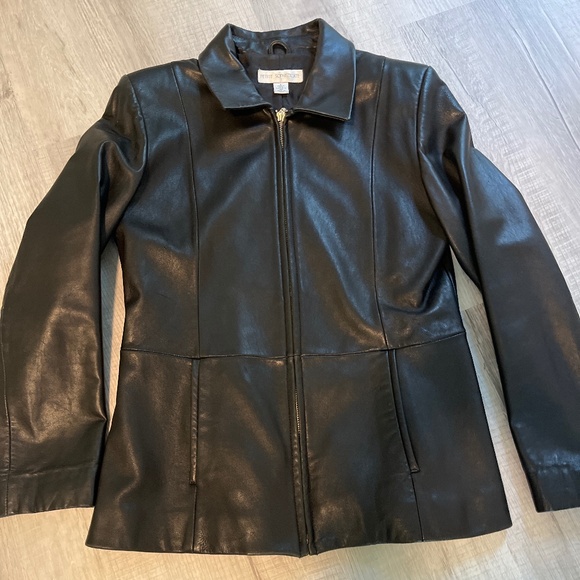 Petite Sophisticate Black Leather Jacket small - Picture 1 of 4